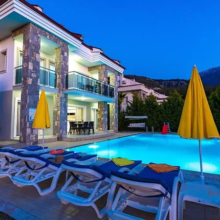 Yasam Park Rena Villalari Oeluedeniz Fethiye