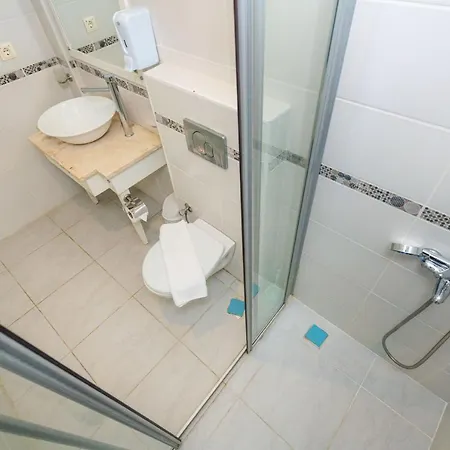 Yasam Park Rena Villalari Oeluedeniz Fethiye