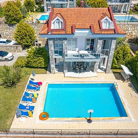 Yasam Park Rena Villalari Oeluedeniz