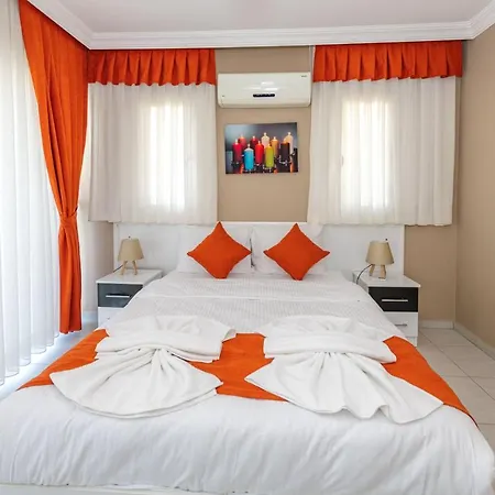 Yasam Park Rena Villalari Oeluedeniz Villa Fethiye