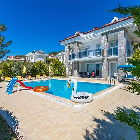 Villa Yasam Park Rena Villalari Oeluedeniz Fethiye