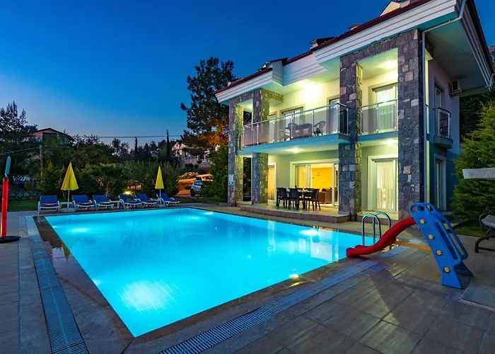 Yasam Park Rena Villalari Oeluedeniz Villa Fethiye